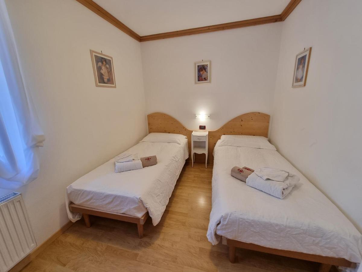 Residence Le Rose Pozza di Fassa Zewnętrze zdjęcie