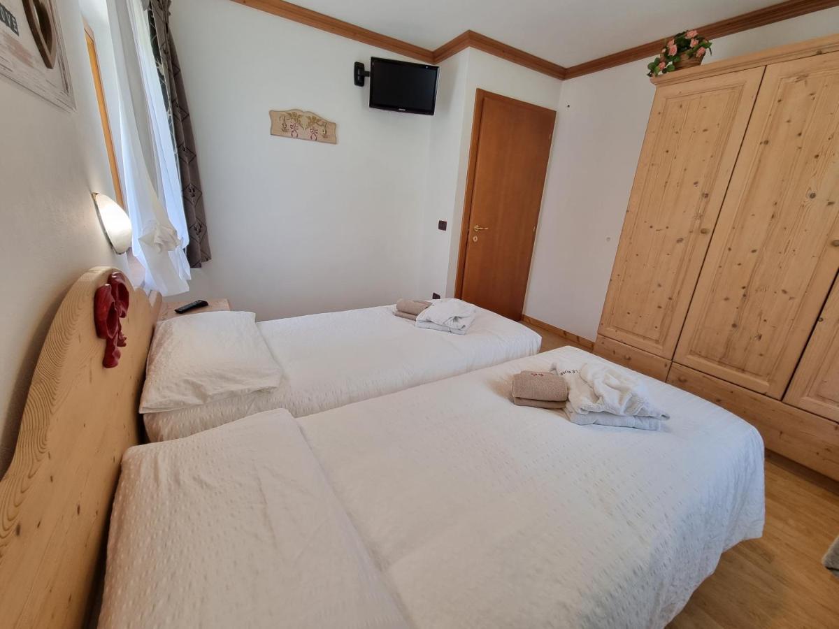 Residence Le Rose Pozza di Fassa Zewnętrze zdjęcie